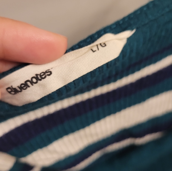 Turquoise cropped tank top with stripes - Picture 3 of 3